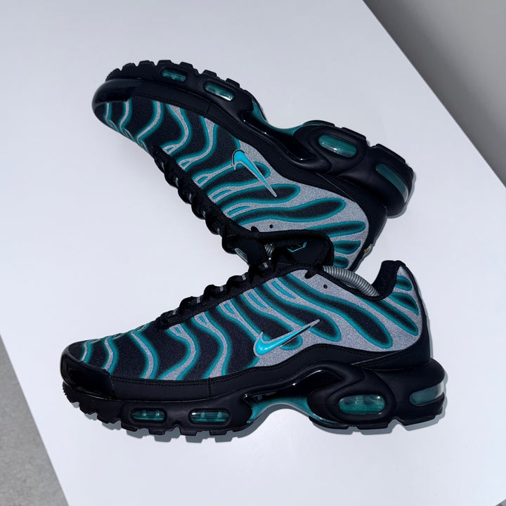 NIKE AIR MAX PLUS TN - BLACK TEAL ILLUSION
