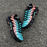 NIKE AIR MAX PLUS TN - AURORA PEACH