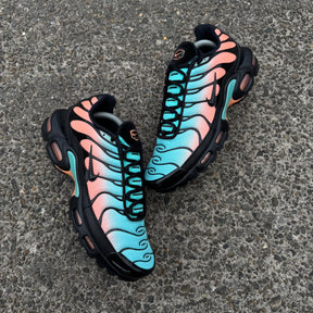 NIKE AIR MAX PLUS TN - AURORA PEACH