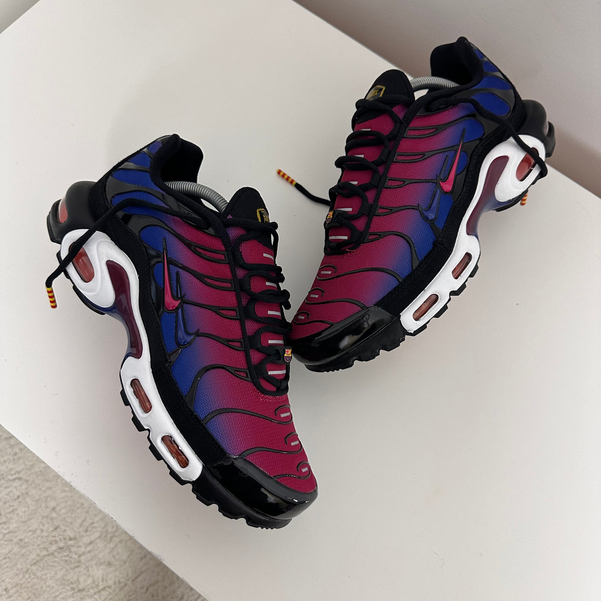 NIKE AIR MAX PLUS TN - CULERS DEL MÓN (FCB)