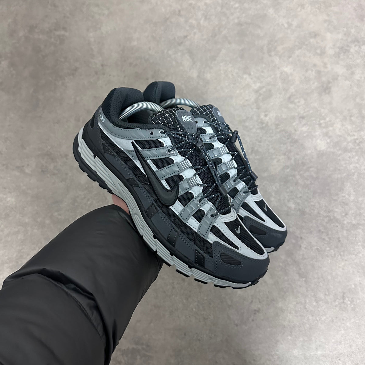 NIKE P-6000 - SMOKE GREY ANTHRACITE