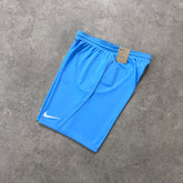 NIKE LOGO ESSENTIAL SHORTS - BABY BLUE