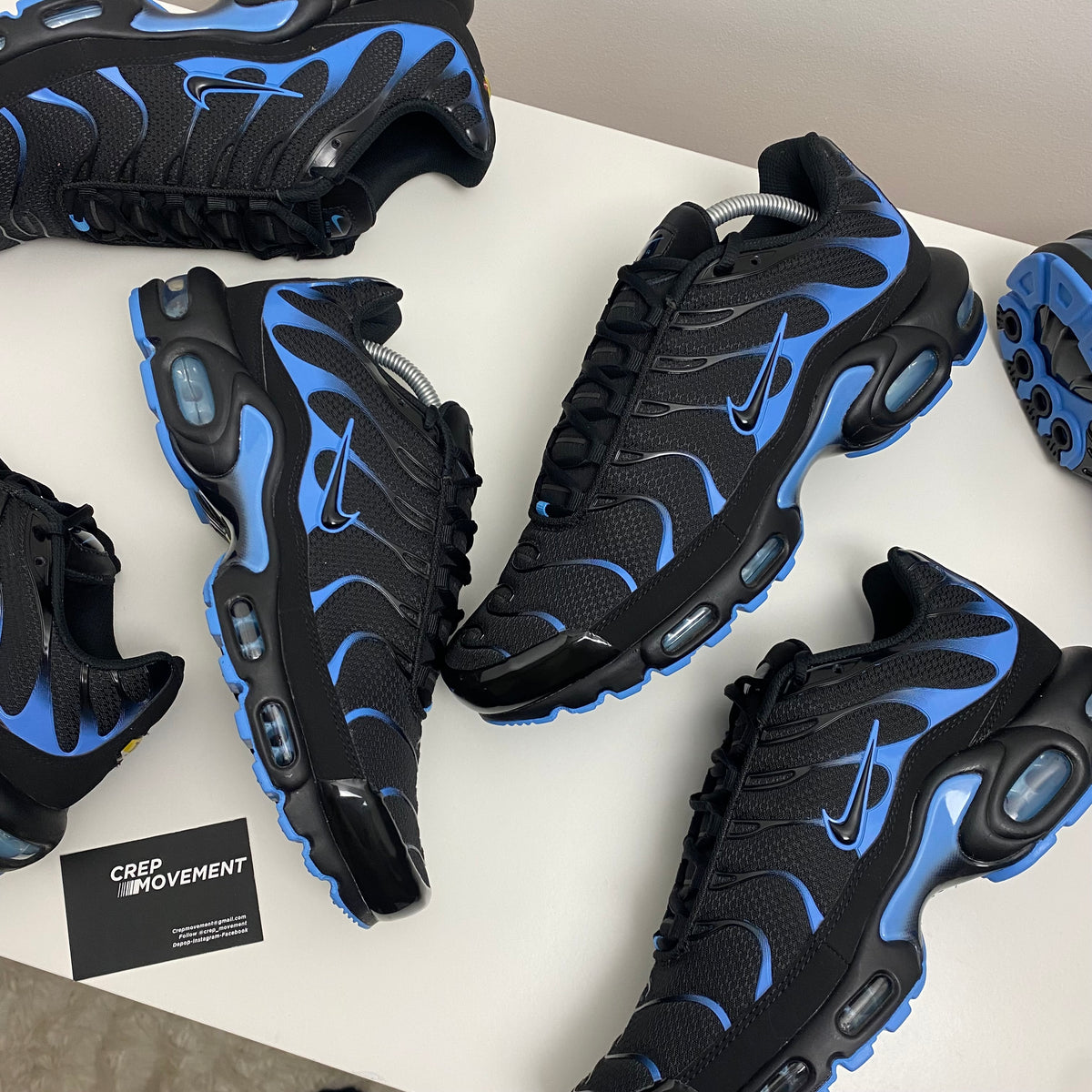 NIKE AIR MAX PLUS TN - BLACK UNIVERSITY BLUE