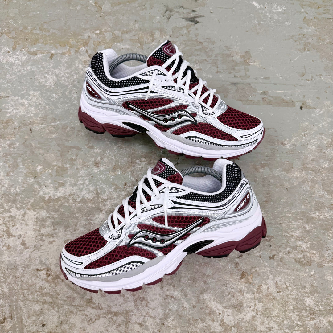 SAUCONY PROGRID OMNI 9 - MAROON WHITE GREY
