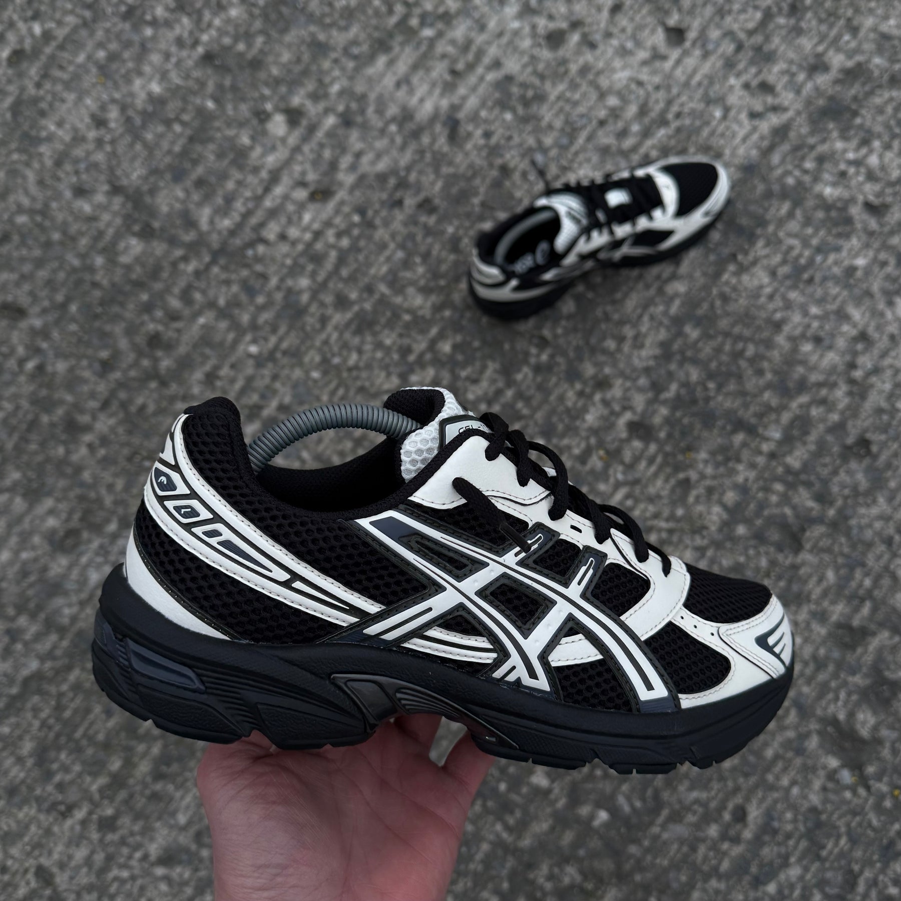 ASICS GEL 1130 TRAINER - BLACK CREAM