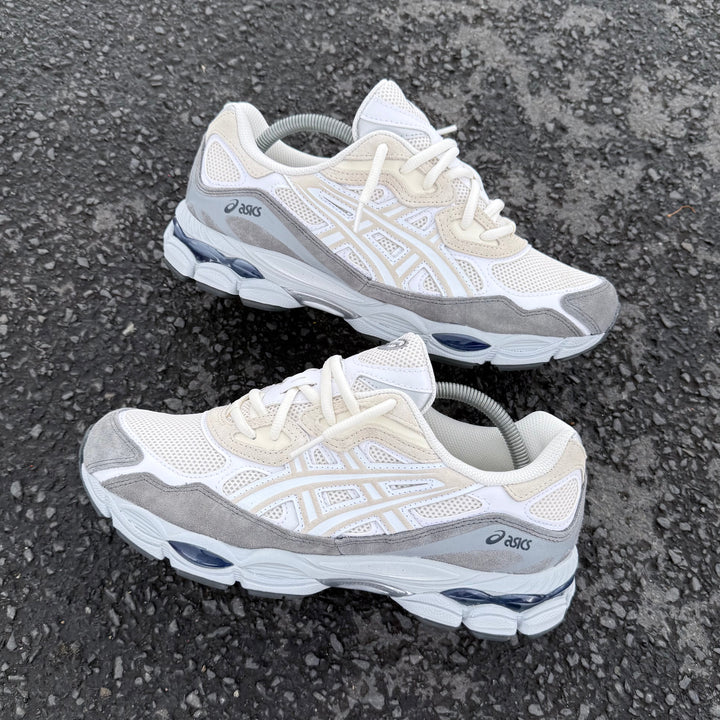 ASICS GEL NYC TRAINER - CREAM WHITE / GREY