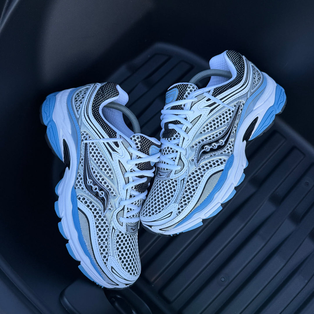 SAUCONY PROGRID OMNI 9 - BLISSFUL BLUE/ WHITE
