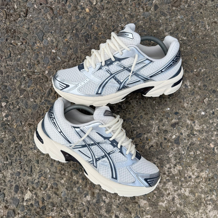 ASICS GEL 1130 TRAINER - CREAM / CARRIER GREY
