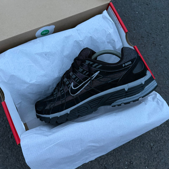NIKE P-6000 - DARK ANTHRACITE