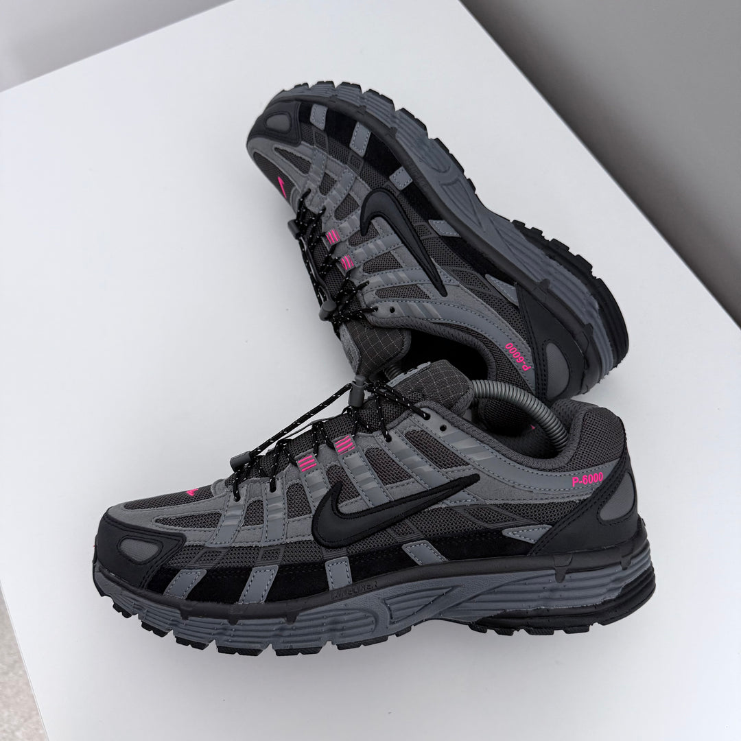 NIKE P-6000 - GREY/ PINK REFLECTIVE