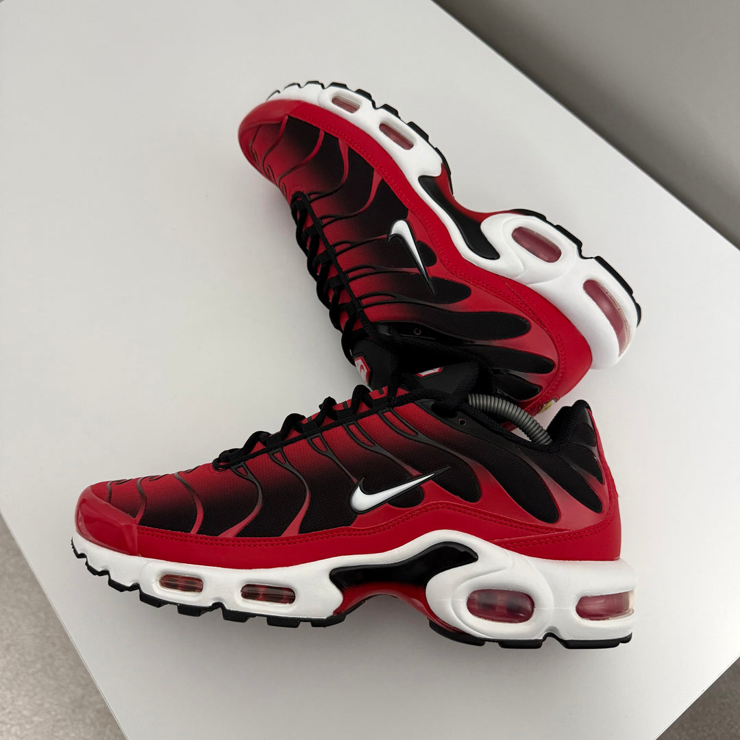 NIKE AIR MAX PLUS TN - UNI RED/ WHITE (BLOODS)