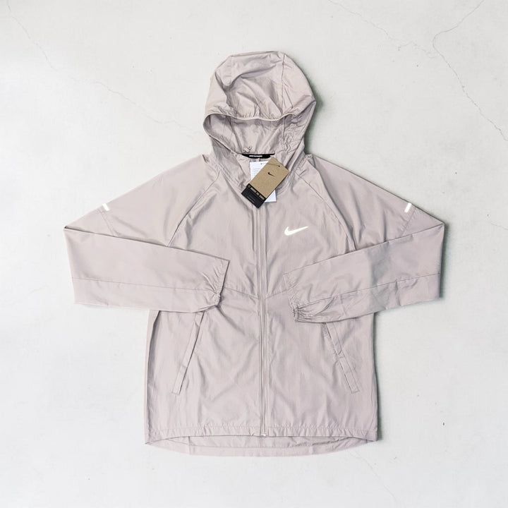NIKE WINDRUNNER, MILER T-SHIRT AND CHALLENGER SHORTS 3PC SET - BEIGE