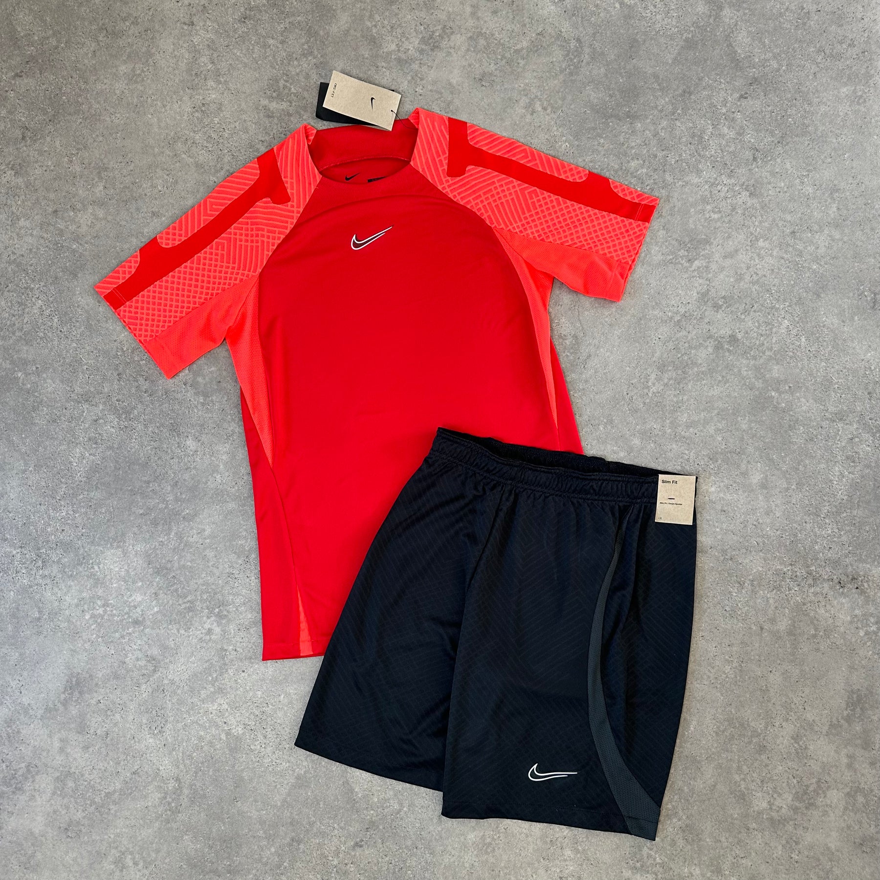 NIKE STRIKE 22 SET - CRIMSON RED / BLACK