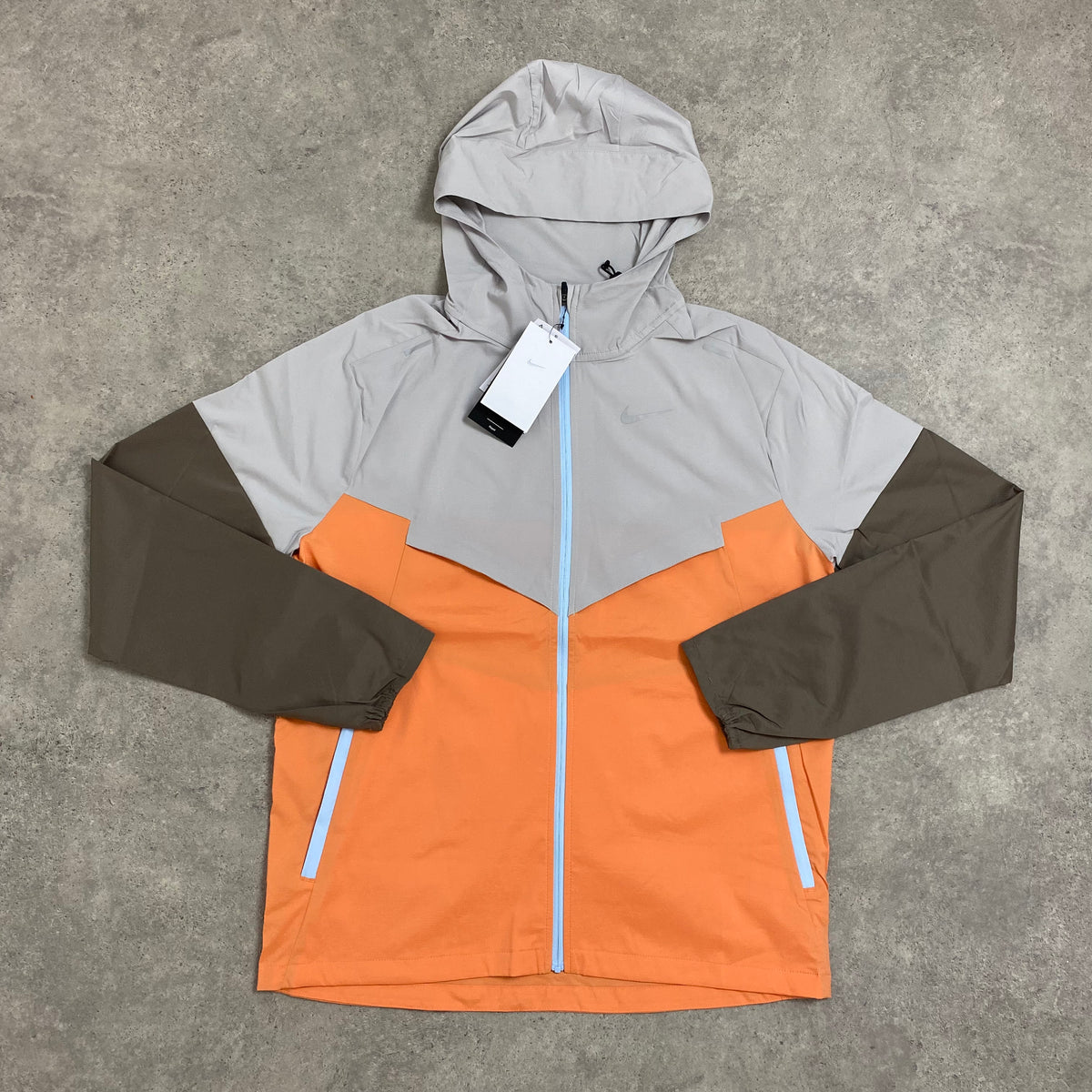 NIKE WINDRUNNER JACKET - IRON ORE / ORANGE TRANCE