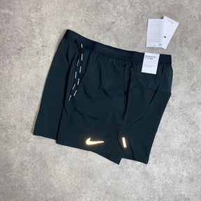 NIKE FLEX STRIDE 5” SHORTS - BLACK