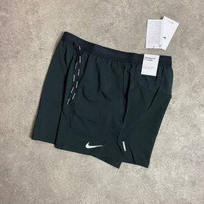 NIKE FLEX STRIDE 5” SHORTS - BLACK