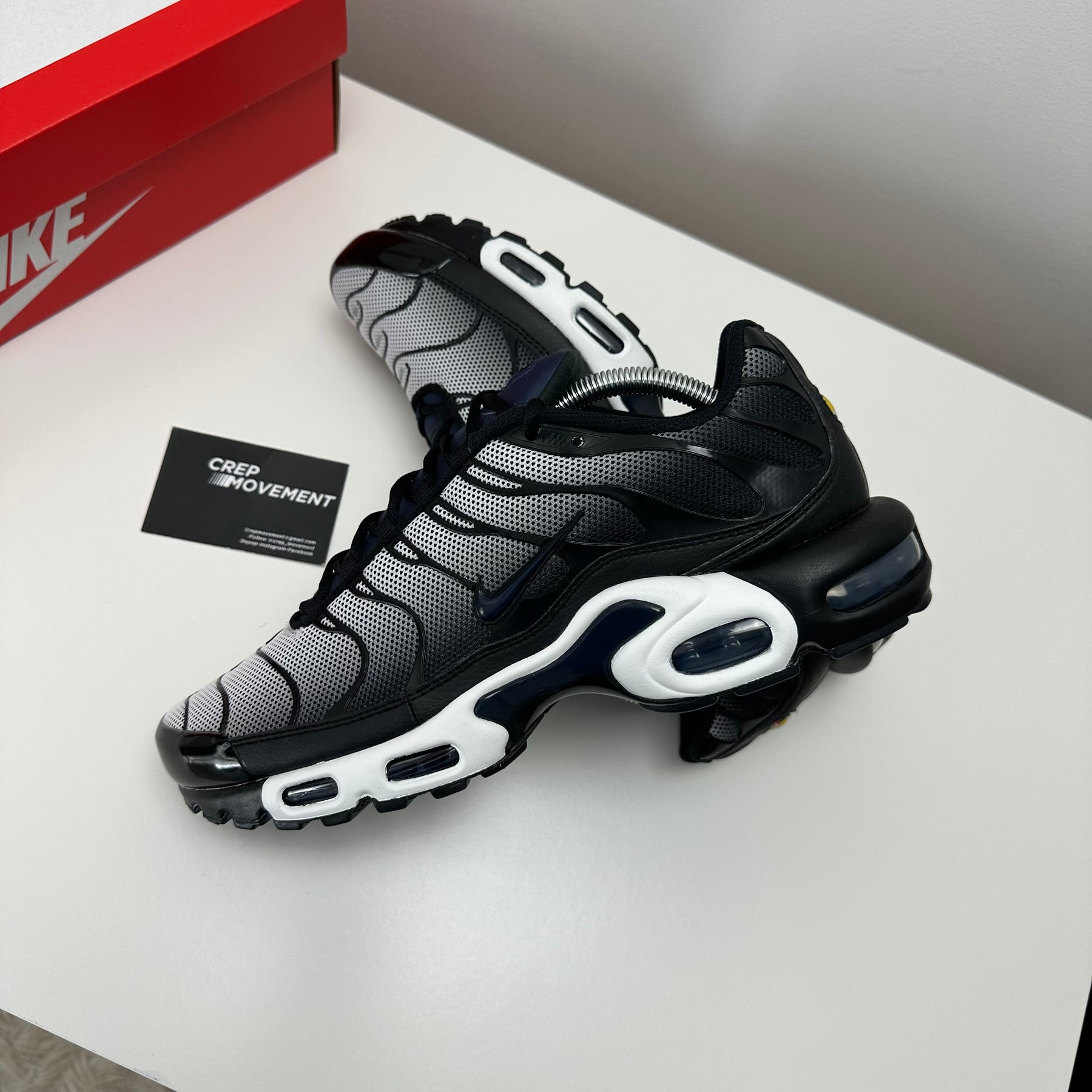 Nike air max plus dark best sale obsidian