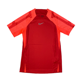 NIKE STRIKE 22 T SHIRT - CRIMSON RED