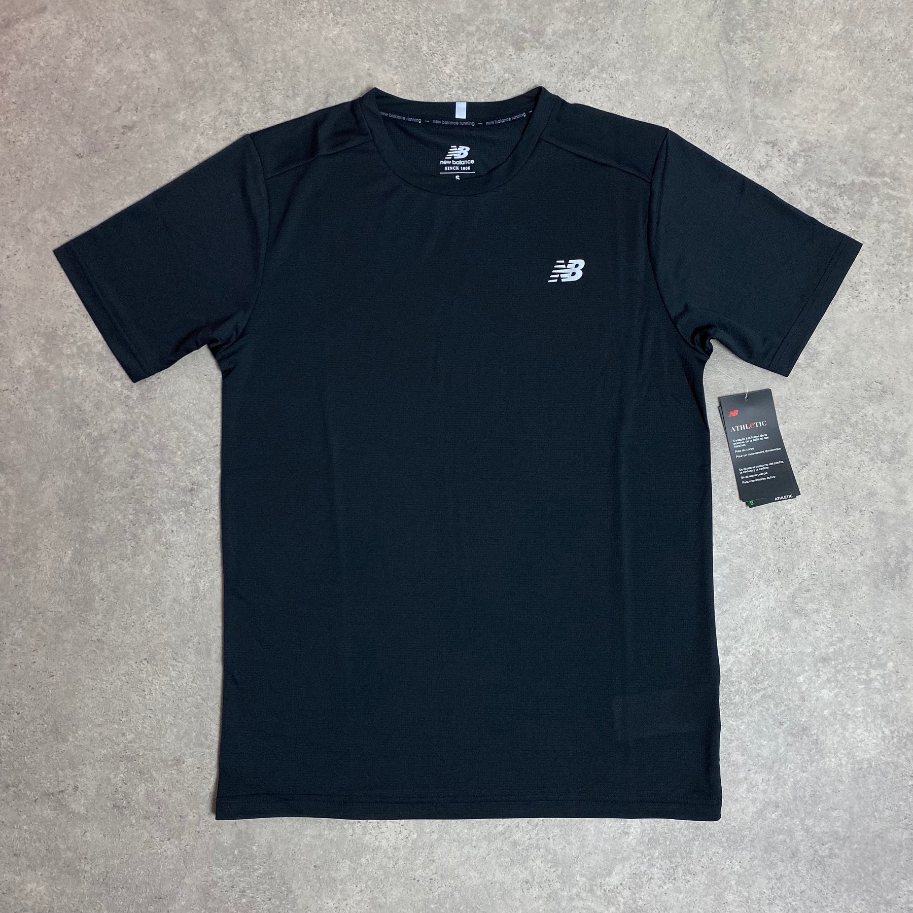 NEW BALANCE RUN T SHIRT - BLACK